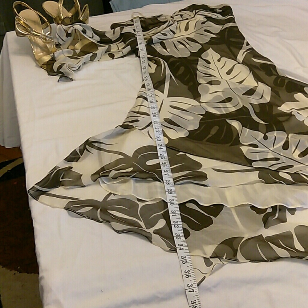 BCBGmaxazaria ladies beautiful dress - Picture 6 of 8